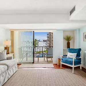 bluewater-east-oceanblock-3rd-floor.ocean-city-hotels.net/